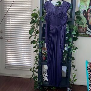 Gorgeous Purple Lace Form Fit Long Dress